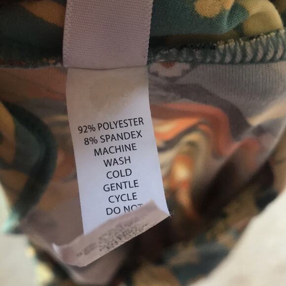 Lularoe Face Print Leggings One Size - Picture 7 of 7